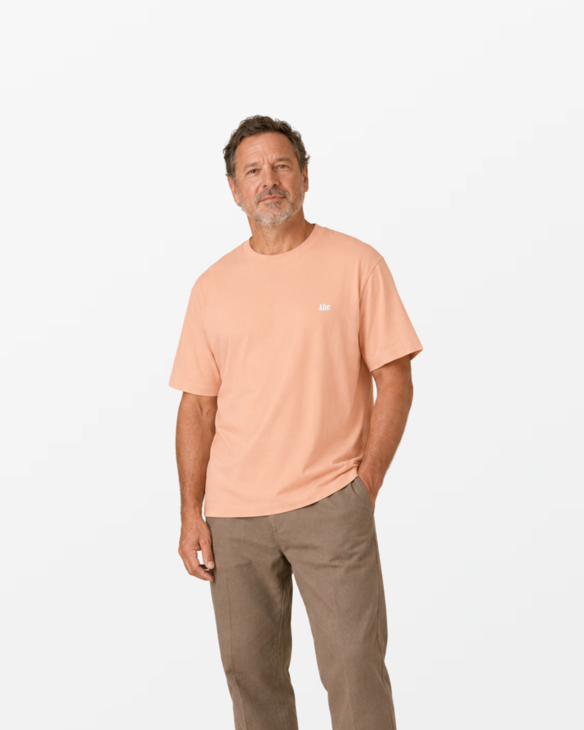 kheTee Unisex, 240g, „Logo Essentials“, relaxed fit, T-Shirt aus Bio-Baumwolle